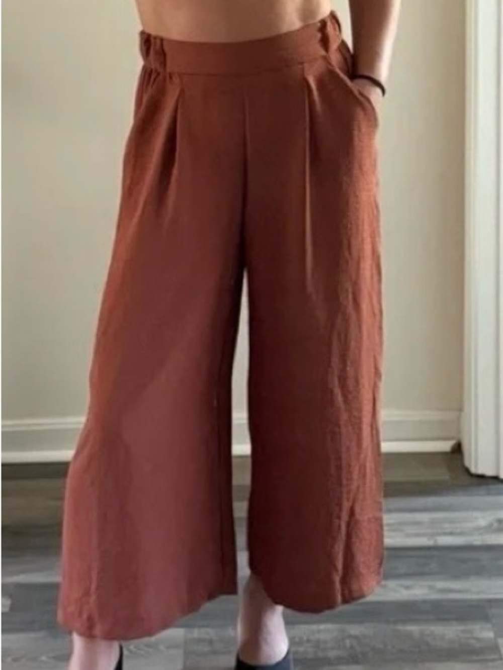 H&M Wide-Leg Cropped Pants in Burnt Orange NWT
